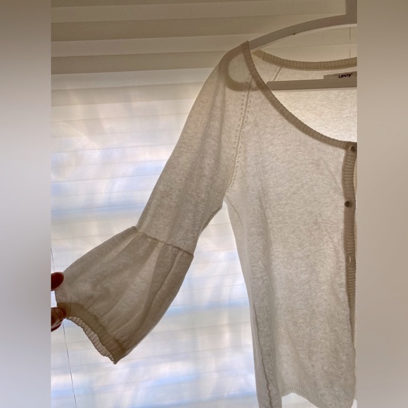 Levi's Sweaters - Levi’s linen blend cardigan M